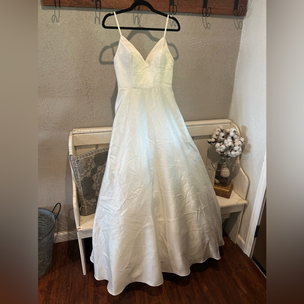 Elegant Prom Dress - Colette by Mon Cheri Size 6